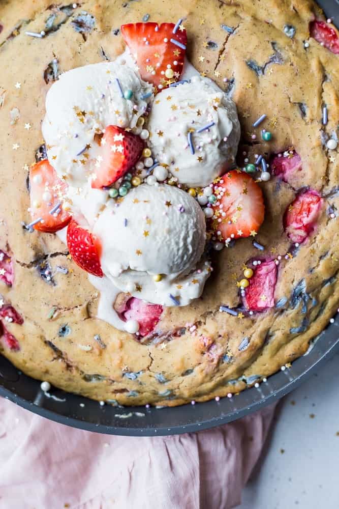 strawberry sprinkle skillet cake