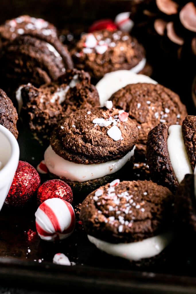 hot cocoa whoopie pies